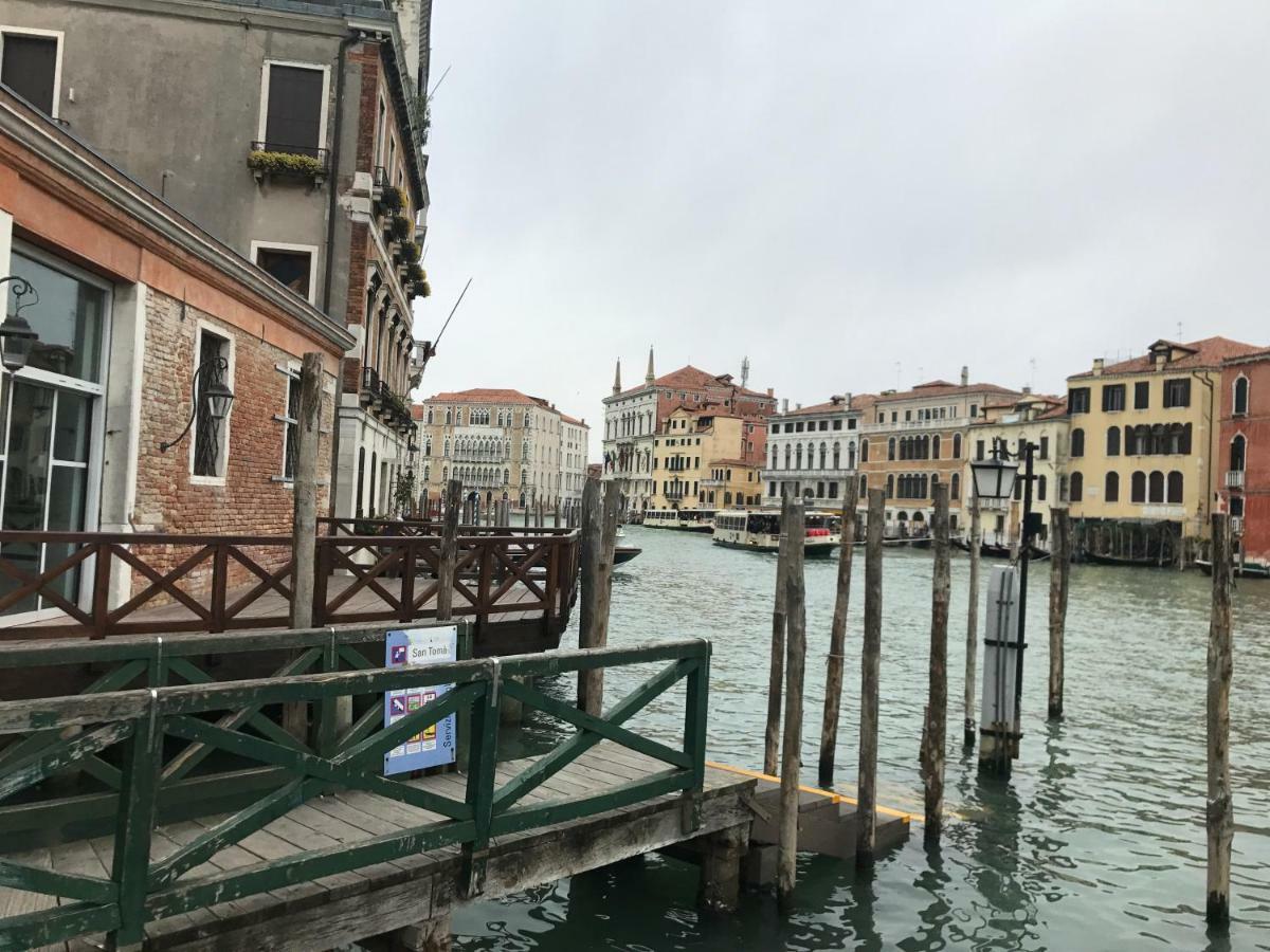 Palazzo Grassi And Accademia Bridge Superb House Apartment เวนิส ภายนอก รูปภาพ